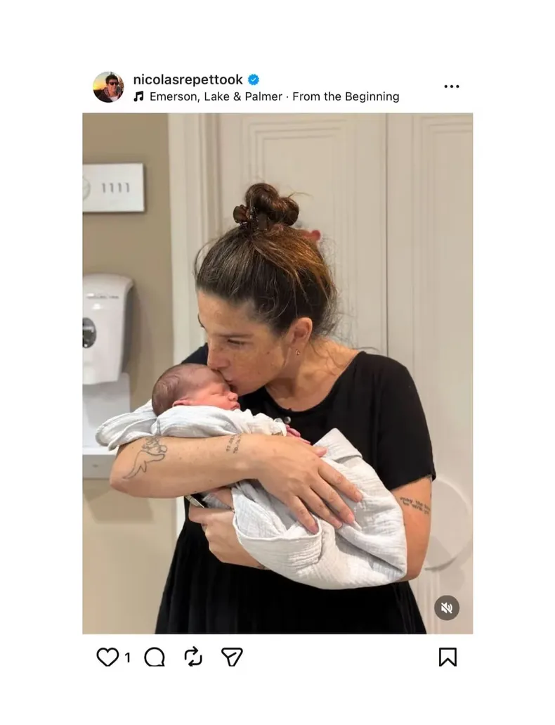 Nico Repetto compartió en su cuenta de Instagram una foto de Juana con su nieto Timoteo.