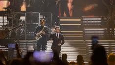 Luis Miguel dio casi 70 conciertos en 2023 y este año pretende hacer más de 150 conciertos por Latinoamérica. Luis Miguel dio casi 70 conciertos en 2023 y este año pretende hacer más de 150 conciertos por Latinoamérica.