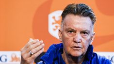 Van Gaal reveló que padece cáncer de prostata.