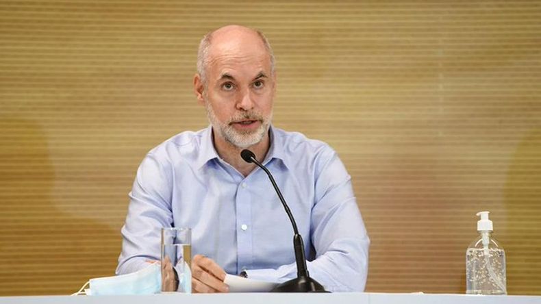 Larreta cuestionó la propuesta de Milei de dolarizar la economía.