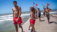 Los guardavidas de Mar del Plata recibieron un incremento. Los guardavidas de Mar del Plata recibieron un incremento.