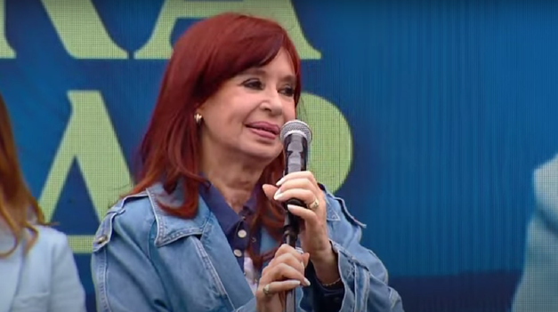 Cristina Kirchner cargó fuerte contra el Gobierno.