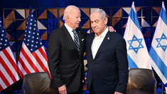 Biden junto al primer ministro israelí, Benjamín Netanyahu. Biden junto al primer ministro israelí, Benjamín Netanyahu.