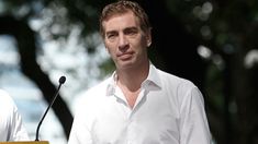 Tras dar positivo, Santilli comenzó a cumplir este miércoles el aislamiento que marca el protocolo.