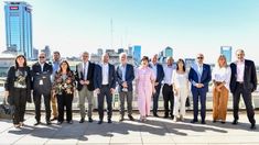 Funcionarios, empresarios y científicos se reunieron en Mecon. Funcionarios, empresarios y científicos se reunieron en Mecon.