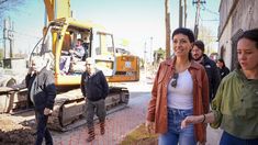 La intendenta de Quilmes, Mayra Mendoza, dialogó con vecinos y vecinas.