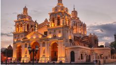El Papa vistará la icónica&nbsp;Catedral de Nuestra Señora de la Asunción.