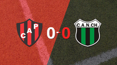 patronato y nueva chicago no se sacaron ventaja y terminaron sin goles patronato y nueva chicago no se sacaron ventaja y terminaron sin goles