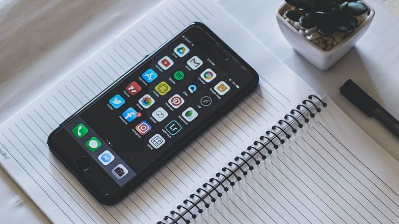 La empresa de ciberseguridad de ESET revelo la presencia de 12 aplicaciones maliciosas en la plataforma Android.