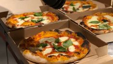 The Pizza OTL, uno de los restaurantes para salir a comer por el Día del Padre.