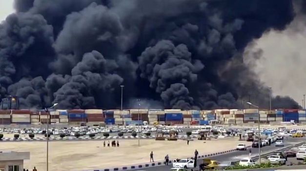 Tragedia en Irán: una explosión en un puerto deja 8 muertos y más de 700 heridos.