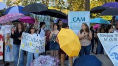 Trabajadores del SMN protestaron contra los recortes en el organismo.