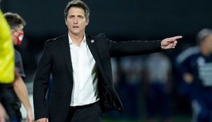 Guillermo Barros Schelotto es el DT de Paraguay y trabaja junto a su hermano, Gustavo.