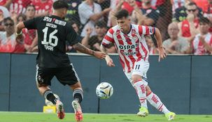 El Tatengue aprovechó el hombre de más y se quedó con los tres puntos en casa. El Tatengue aprovechó el hombre de más y se quedó con los tres puntos en casa.