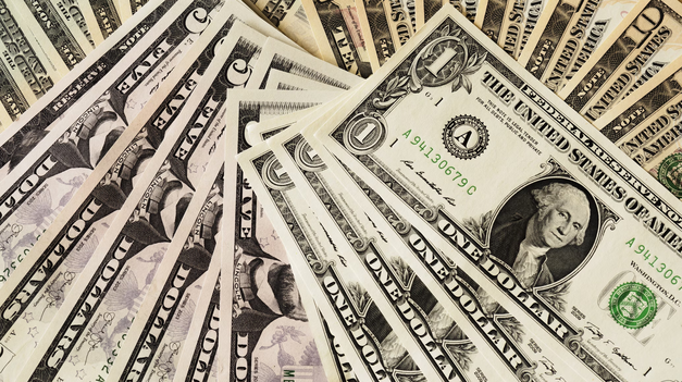 El dólar blue se mantiene lejos de su máximo nominal histórico.