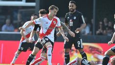 River perdió con Deportivo Riestra. River perdió con Deportivo Riestra.