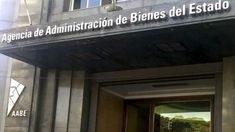 El Poder Ejecutivo deberá autorizar previamente a la Agencia de Administración de Bienes del Estado para gestionar y vender inmuebles.