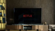 Los fanáticos de Dept. Q no ocultaron su entusiasmo ante el anuncio. Los fanáticos de Dept. Q no ocultaron su entusiasmo ante el anuncio.