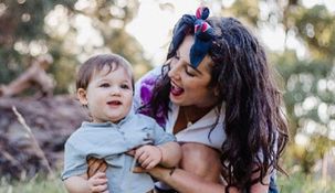 La foto de Juana Repetto amamantando por última vez a su hijo de 3 años La foto de Juana Repetto amamantando por última vez a su hijo de 3 años