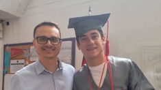 Franco Colapinto terminó sus estudios en el Colegio del Pilar. Franco Colapinto terminó sus estudios en el Colegio del Pilar.