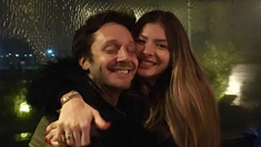 La China Suárez publicó otra foto con Vicuña con mensaje de amor incluido: Si te hace reír hasta que te duela la panza, vas bien La China Suárez publicó otra foto con Vicuña con mensaje de amor incluido: Si te hace reír hasta que te duela la panza, vas bien