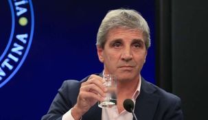El equipo económico que lidera Luis Caputo anunció las condiciones de una nueva licitación. El equipo económico que lidera Luis Caputo anunció las condiciones de una nueva licitación.