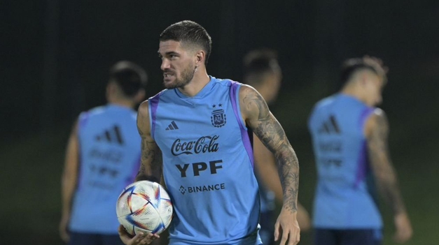 Rodrigo De Paul no entrenó y encendió las alarmas en la Selección a horas del partido contra Países Bajos