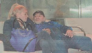 Maradona se fue a Dubai con Rocío, pero antes disfrutarán de una mini luna de miel Maradona se fue a Dubai con Rocío, pero antes disfrutarán de una mini luna de miel