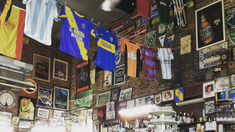 El Obrero es uno de los clásicos bodegones porteños. El Obrero es uno de los clásicos bodegones porteños.