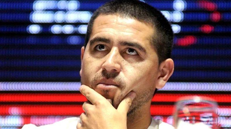 Riquelme piensa en armar una super delantera en Boca.&nbsp;