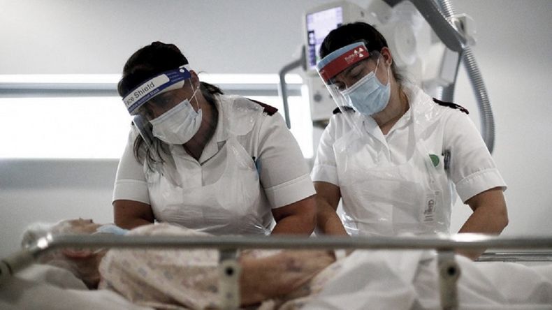 La variante Ómicron de Covid-19 avanza en el mundo.&nbsp;