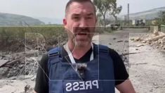 El periodista y el camarógrafo tuvieron que ser hospitalizados. El periodista y el camarógrafo tuvieron que ser hospitalizados.