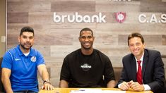 Jhohan Romaña firmó su contrato con San Lorenzo. Jhohan Romaña firmó su contrato con San Lorenzo.