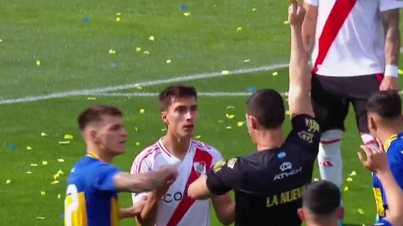 Gattoni vio la amarilla a los 6 segundos.