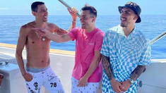 Selección argentina: Paredes y Di María protagonizaron un increíble hecho para estar en el cumpleaños de Lo Celso. Selección argentina: Paredes y Di María protagonizaron un increíble hecho para estar en el cumpleaños de Lo Celso.