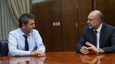 Massa y Perotti se reunieron en Buenos Aires. Massa y Perotti se reunieron en Buenos Aires.