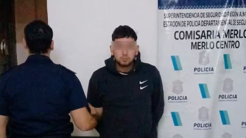 El joven de 21 años fue detenido en Merlo.