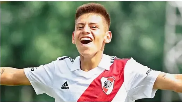 El debut más esperado: Demichelis citó por primera vez al Diablito Echeverri