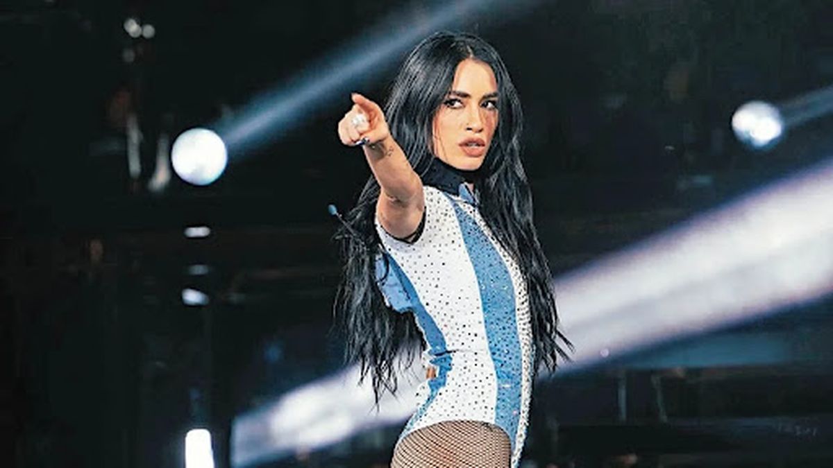 Lali Espósito estrenó la serie Camino a River y celebró el primer año de su último disco