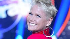 Maria da Graça Xuxa Meneghel, más conocida como Xuxa. Maria da Graça Xuxa Meneghel, más conocida como Xuxa.