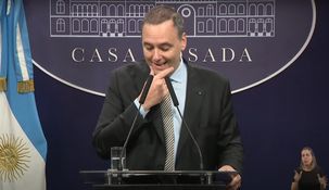 Fuerte crítica de una senadora del PRO a Manuel Adorni por su sueldo: Está mal que cobre lo que gana