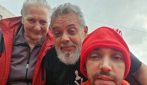 Pablo Grillo junto a su padre, Fabián.