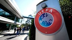 La UEFA analizará un posible cambio de sede de la Champions. La UEFA analizará un posible cambio de sede de la Champions.