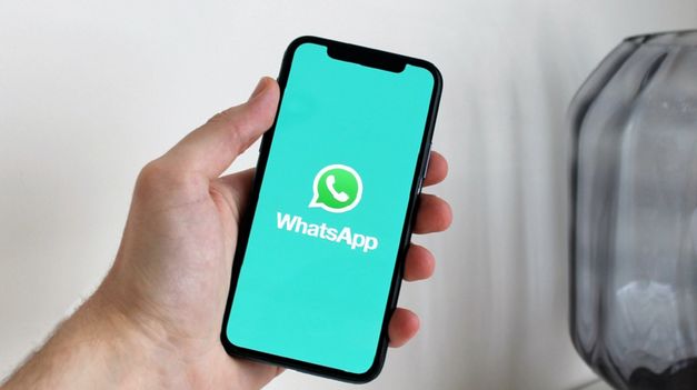 Todos los detalles de los iPhone en los que WhatsApp dejará de funcionar en octubre.
