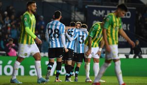 Los jugadores de Racing celebraron el gran triunfo.