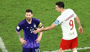 Messi y Lewandowski protagonizaron un fuerte cruce en el mundial.&nbsp;