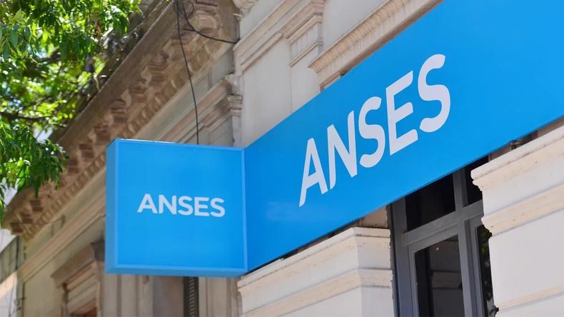 ANSES el Gobierno confirmó que la segunda cuota de jubilaciones se pagará el de abril