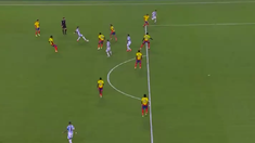 El gol se invalidó por posición adelantada de Nicolás Tagliafico. El gol se invalidó por posición adelantada de Nicolás Tagliafico.