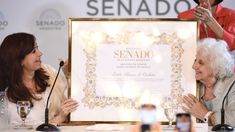 Cristina Kirchner y Estela de Carlotto. Cristina Kirchner y Estela de Carlotto.