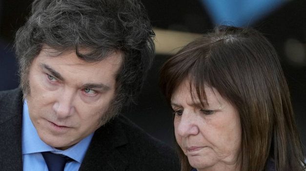 El Presidente volvió a elogiar a la senadora después de la última sesión.